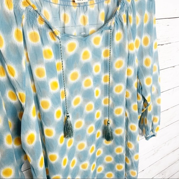 Ecru Abstract Design 100% Silk Business Casual Blouse - Picture 8 of 9